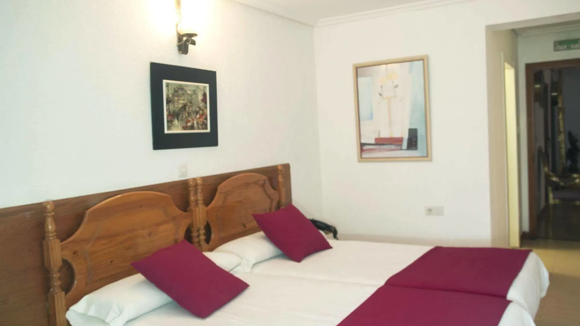 Dato 2 Vitoria-Gasteiz Hotel